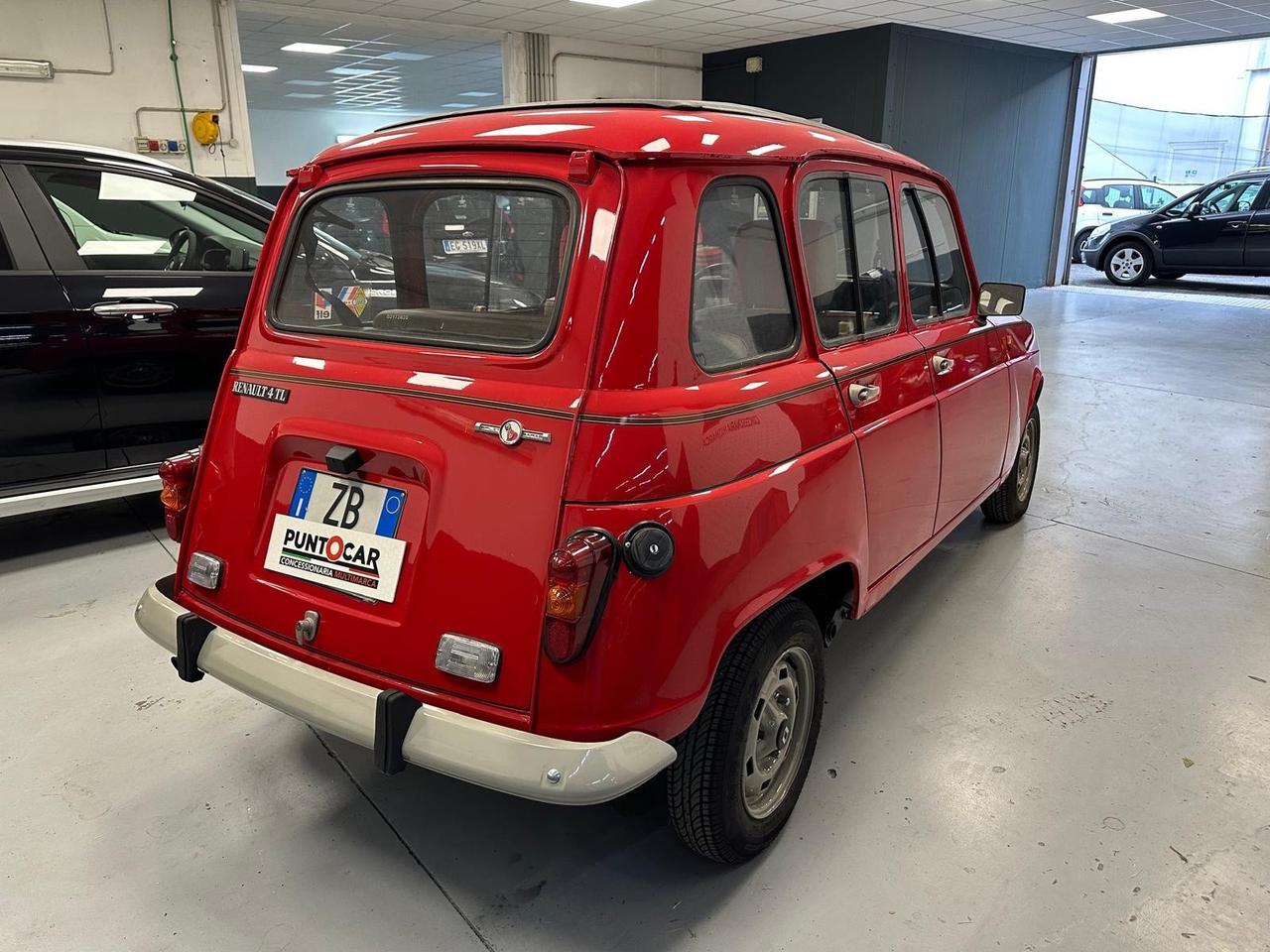 Renault R 4 950 TL SAVANE // RESTAURO COMPLETO //