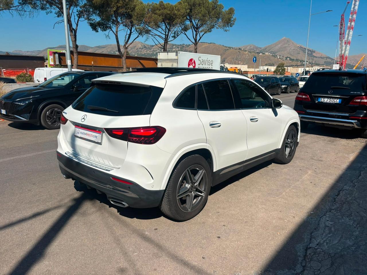 Mercedes-benz GLA 200 Mercedes 200d AMG Line Premium Plus Auto