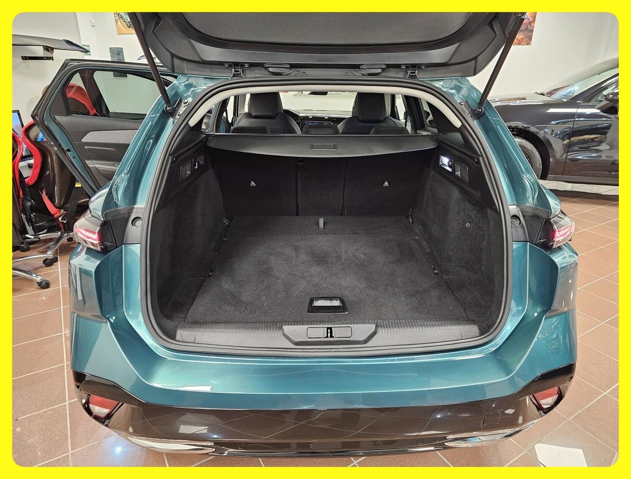 Peugeot New 308 1.5 BlueHDi 130CV EAT8 SW Allure Pack