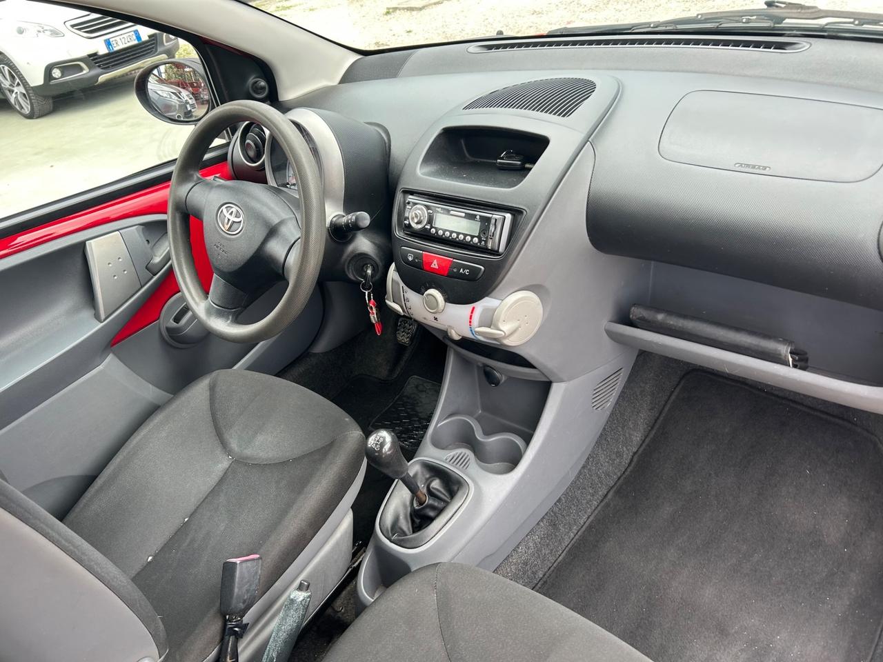 Toyota Aygo 1.0 12V VVT-i 3 porte Sound