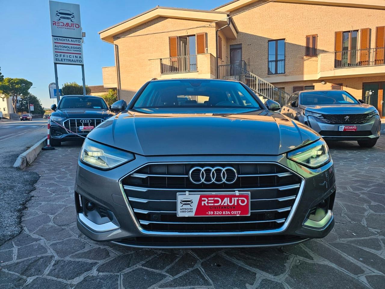 Audi A4 Avant 30 TDI/136 CV S tronic Business S-Line edition