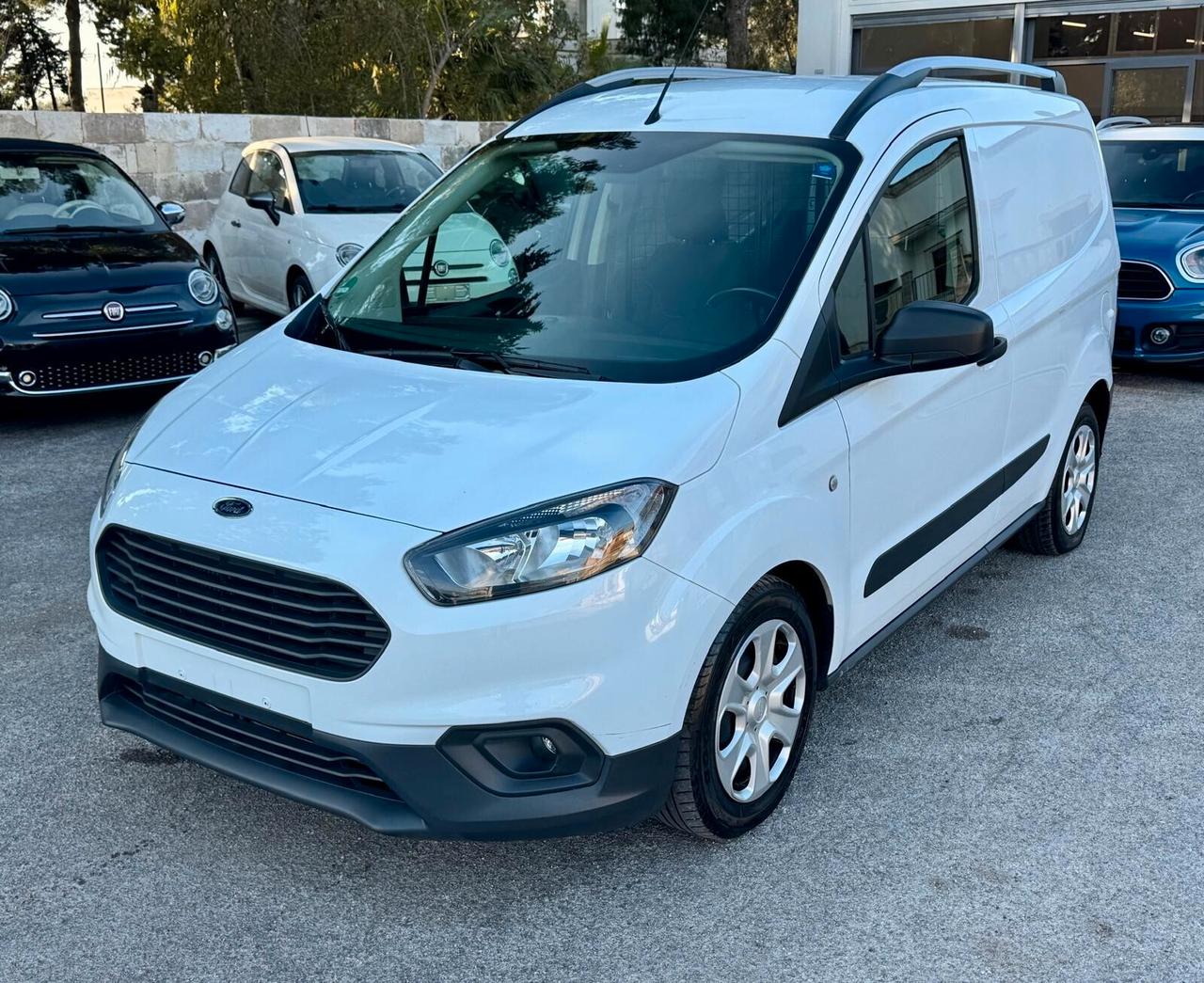 Ford Transit Courier 1.0 EcoBoost 100CV Trend