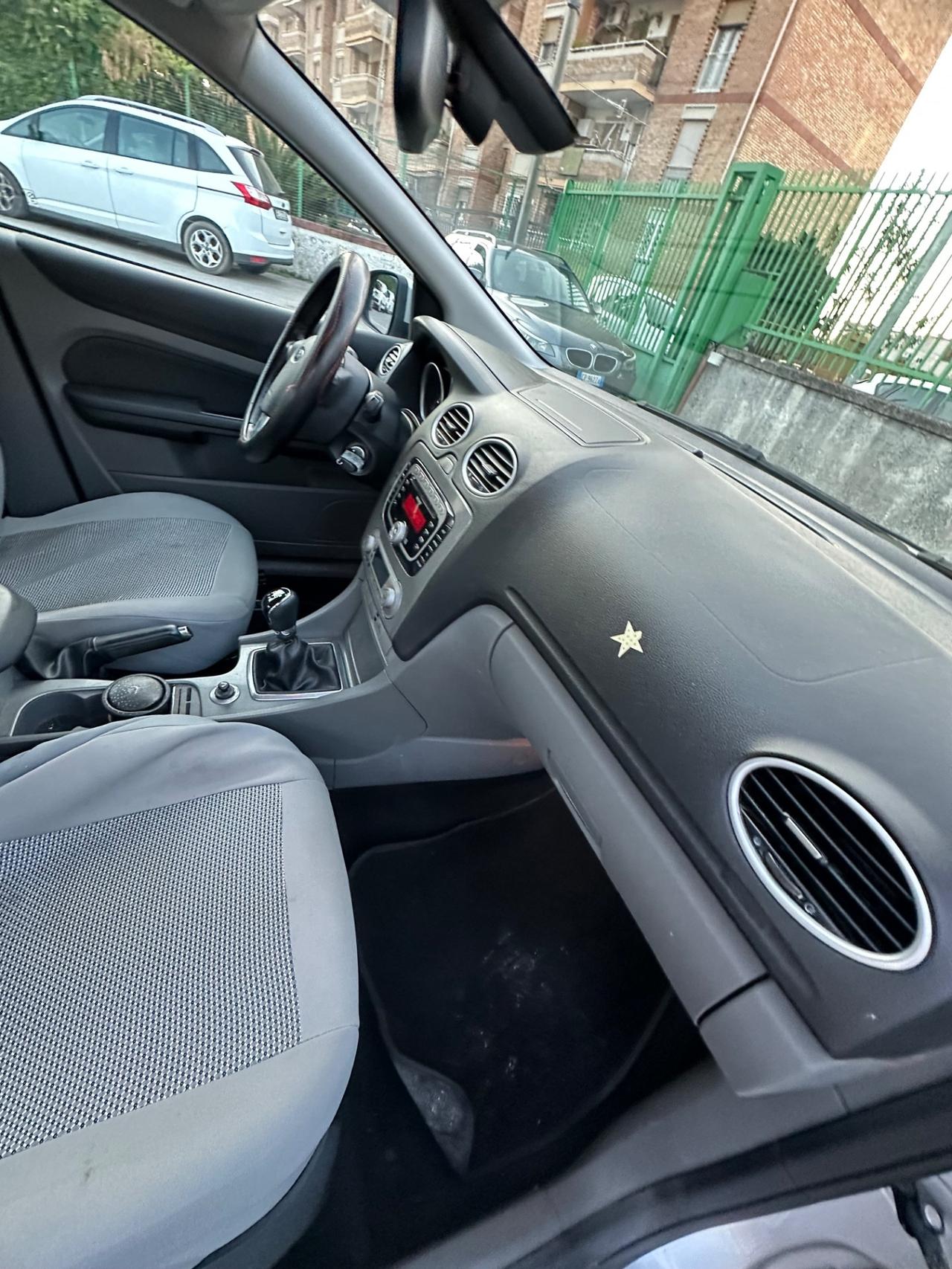 Ford Focus 1.6 TDCi (110CV) 5p. Tit. DPF