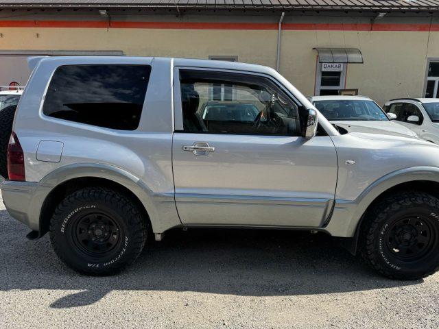 MITSUBISHI Pajero 3.2 16V DI-D 3p. AUTOCARRO 4 POSTI