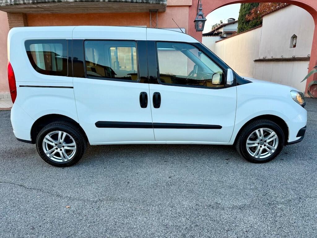 Fiat Doblò 1.4 T-Jet 16V Easy Autovettura 5 posti