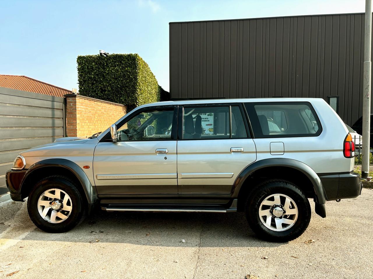 MITSUBISHI PAJERO SPORT 2.5D 4x4 - 195000km - 2001