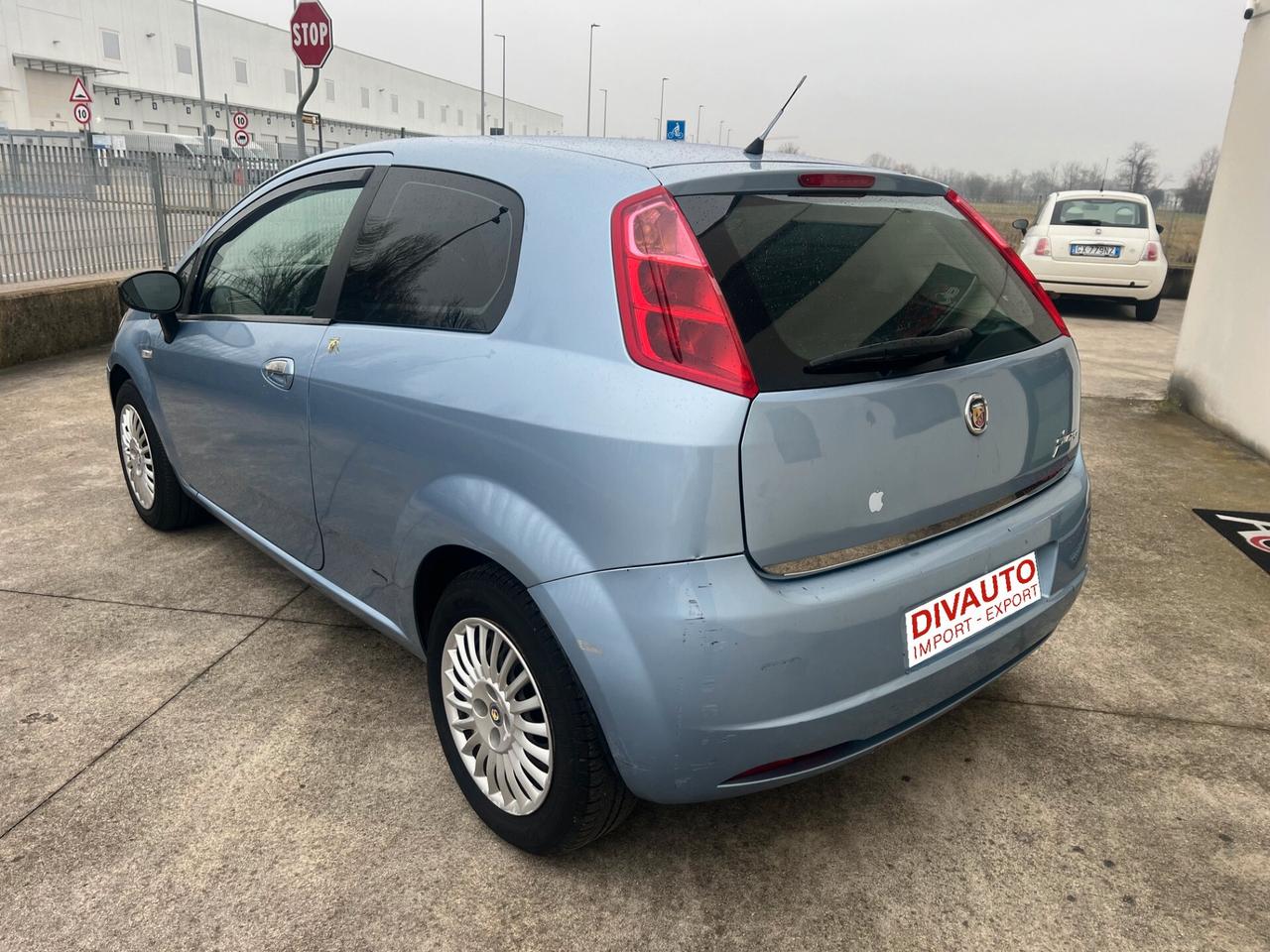 Fiat Punto NEOPATENTATI