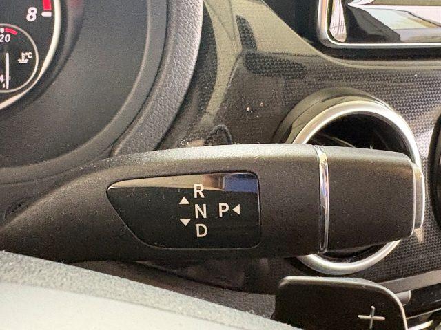 MERCEDES-BENZ B 220 4Matic 4X4 AUTOMATICA ERUO 6B BENZINA POCHI KM