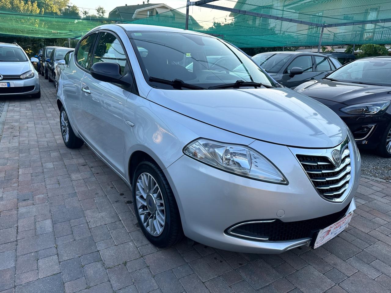 Lancia Ypsilon 1.2 69 CV 5 porte GPL Ecochic Gold
