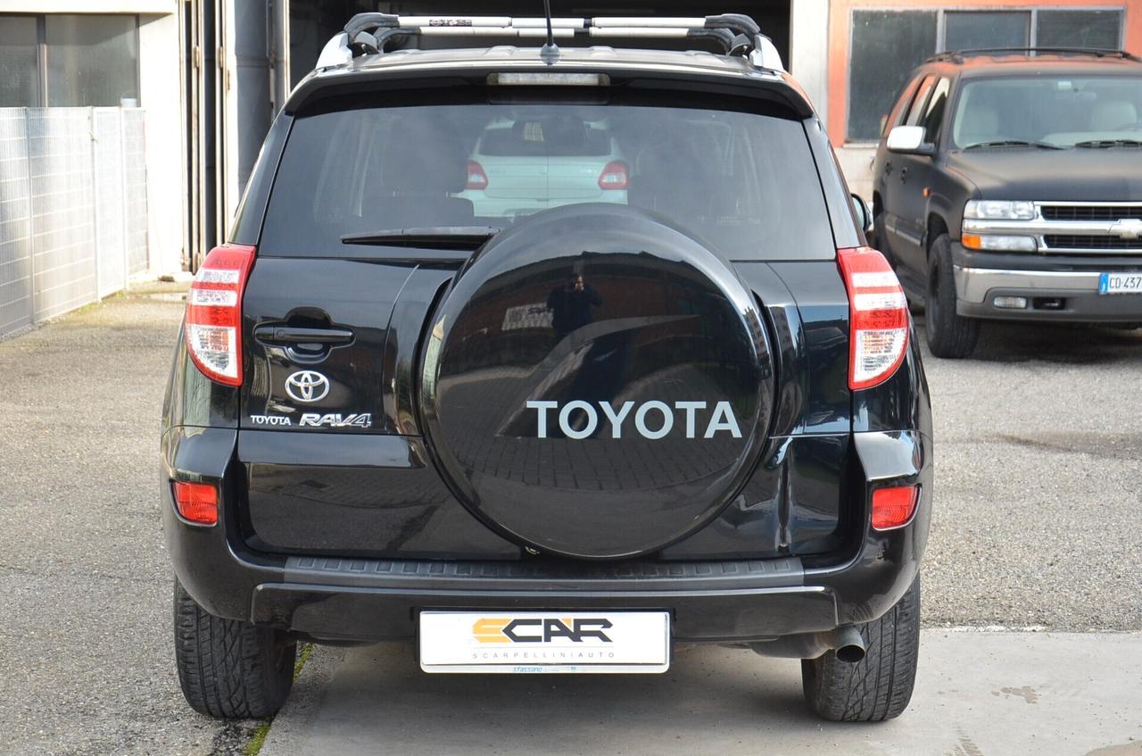 Toyota RAV 4 RAV4 2.2 D-4D 150 CV Lounge