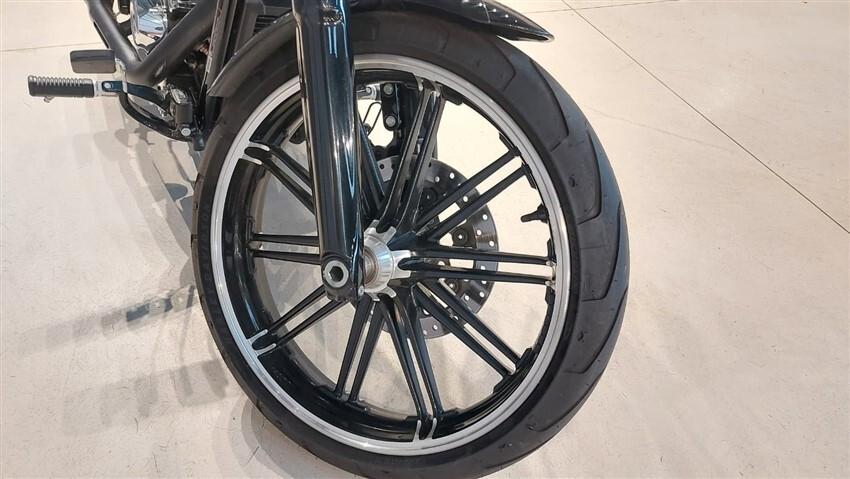 Harley-davidson Softail Breakout 114