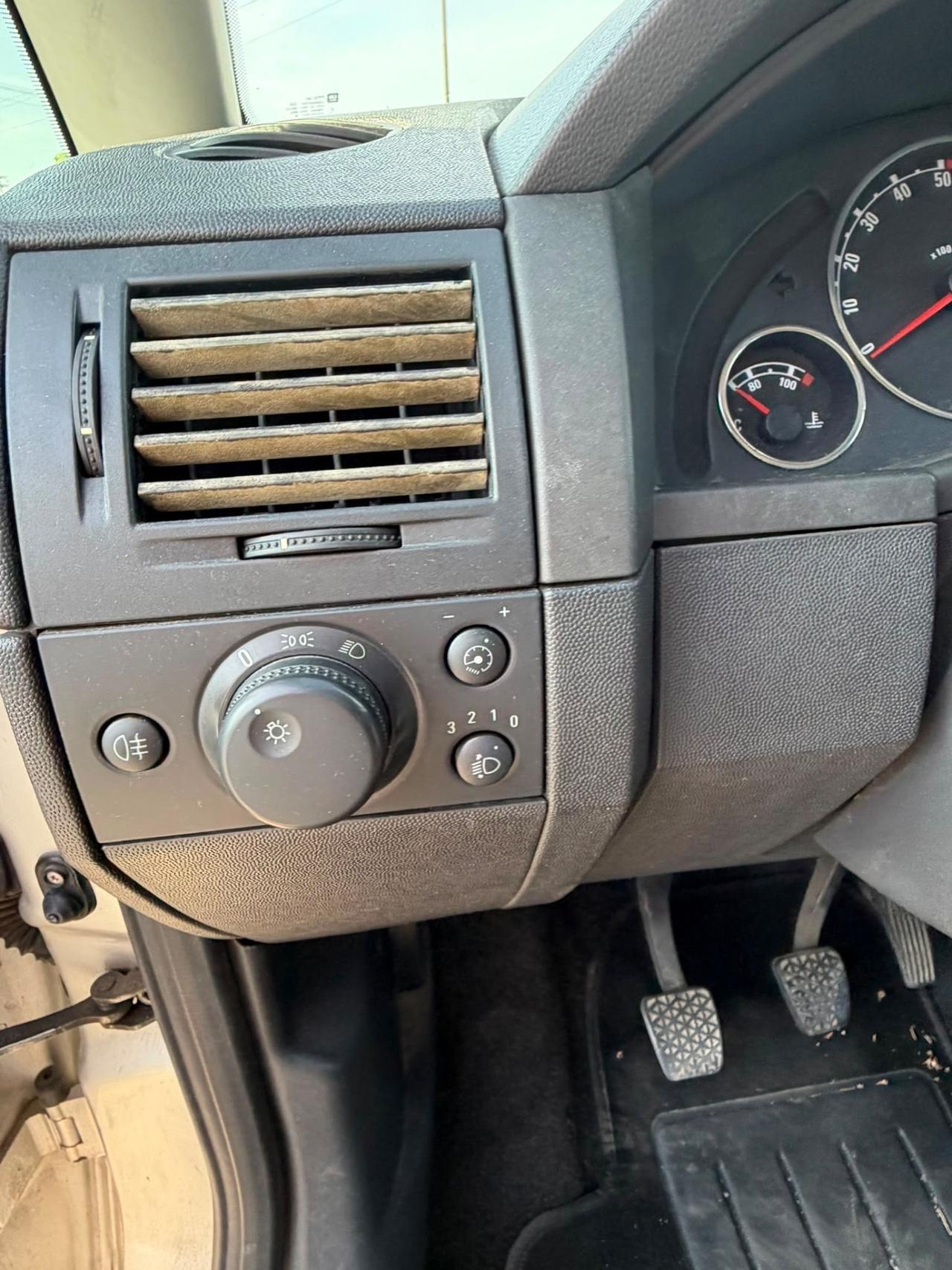 Opel Meriva 1.3 Diesel- Clima- Servosterzo