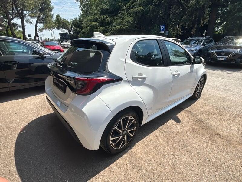 Toyota Yaris Hybrid Trend MY22