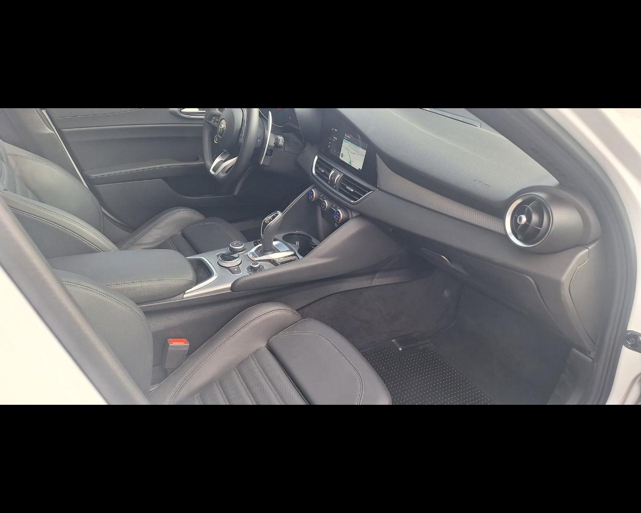 ALFA ROMEO Giulia (2016) - Giulia 2.2 Turbodiesel 160 CV AT8 Veloce