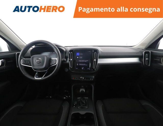 VOLVO XC40 T3 Momentum