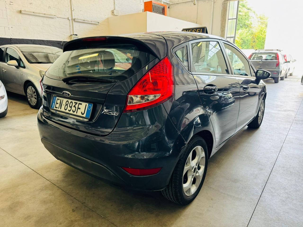 Ford Fiesta 1.4 diesel TDCi 70CV 5p. Titanium.Bs.