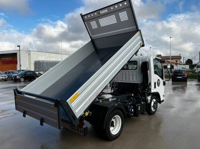 Isuzu M 21 TT Passo E ribaltabile trilaterale