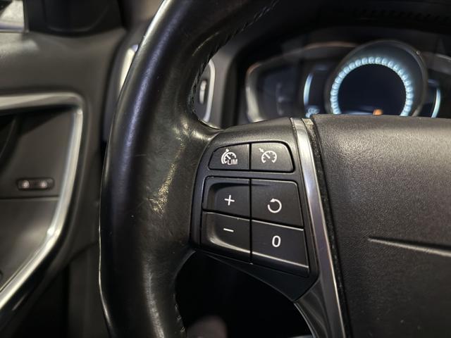 VOLVO S60 D2 Momentum