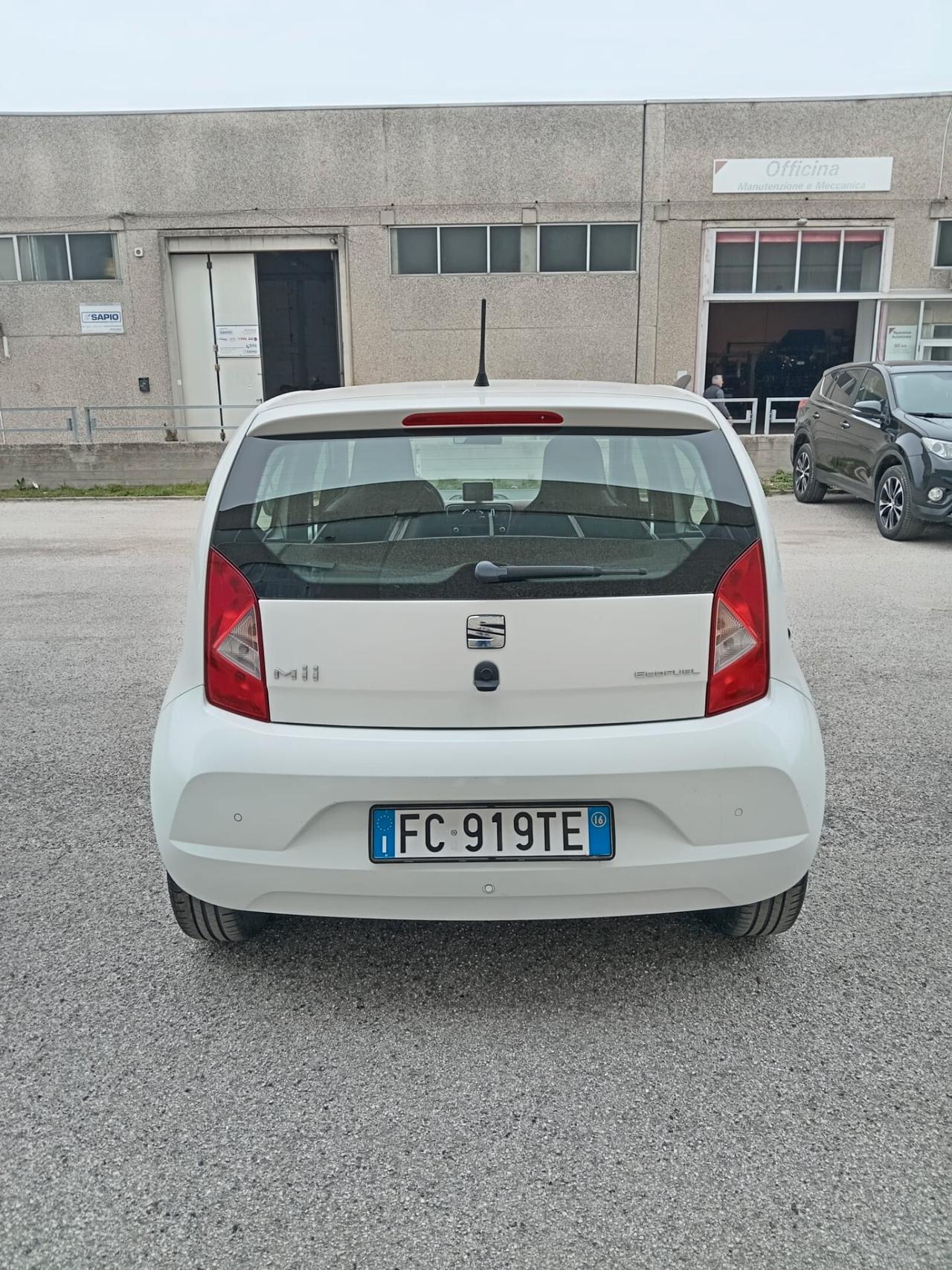 Seat Mii 1.0 68 CV 5 porte Chic Ecofuel