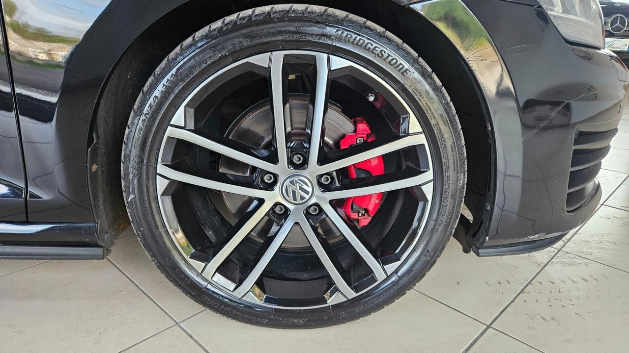 Volkswagen Golf GTD 2.0 TDI DSG 5p. Tetto Apribile
