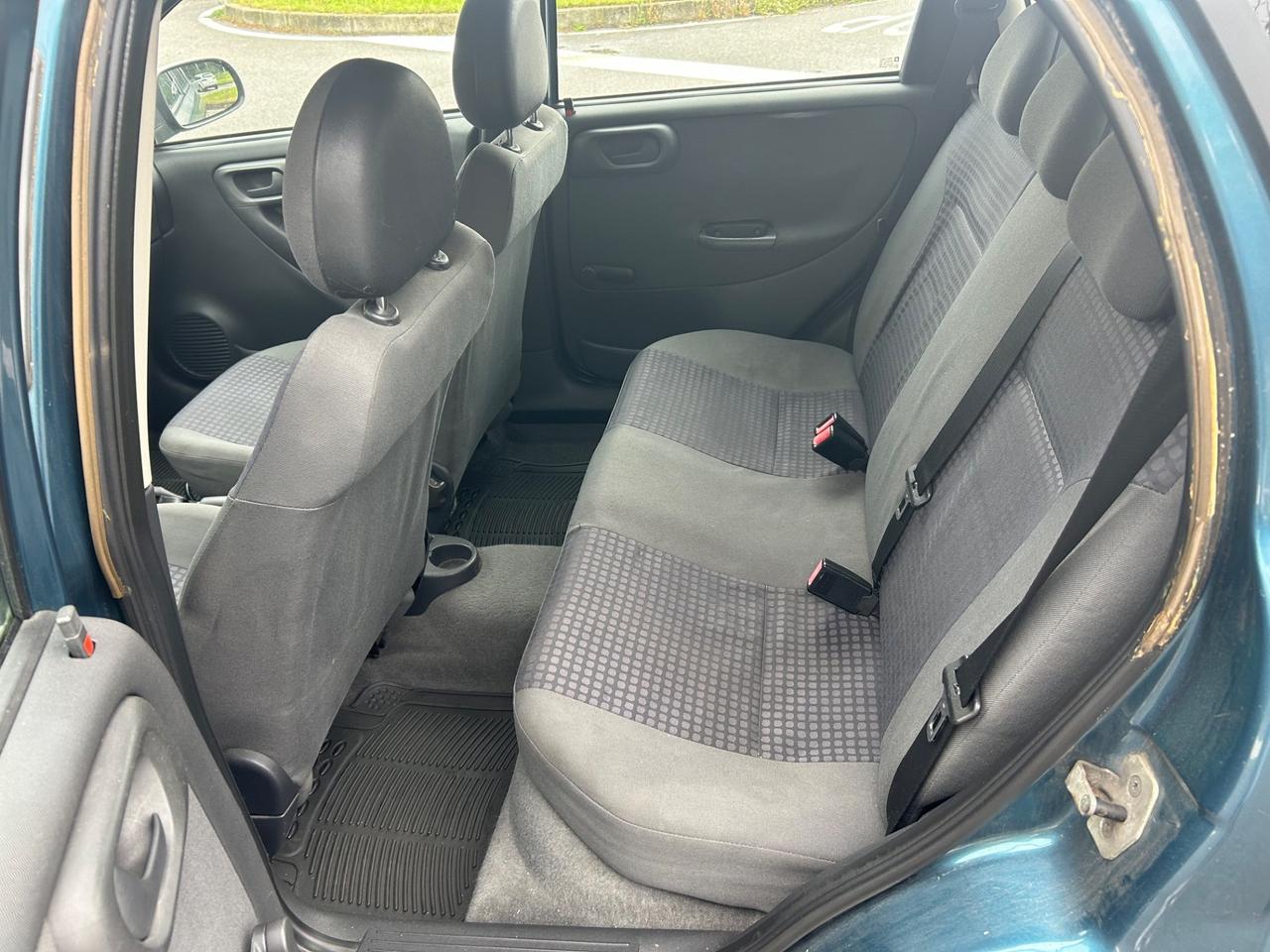 Opel Corsa 1.0i 12V cat 5 porte *Neo patentati *