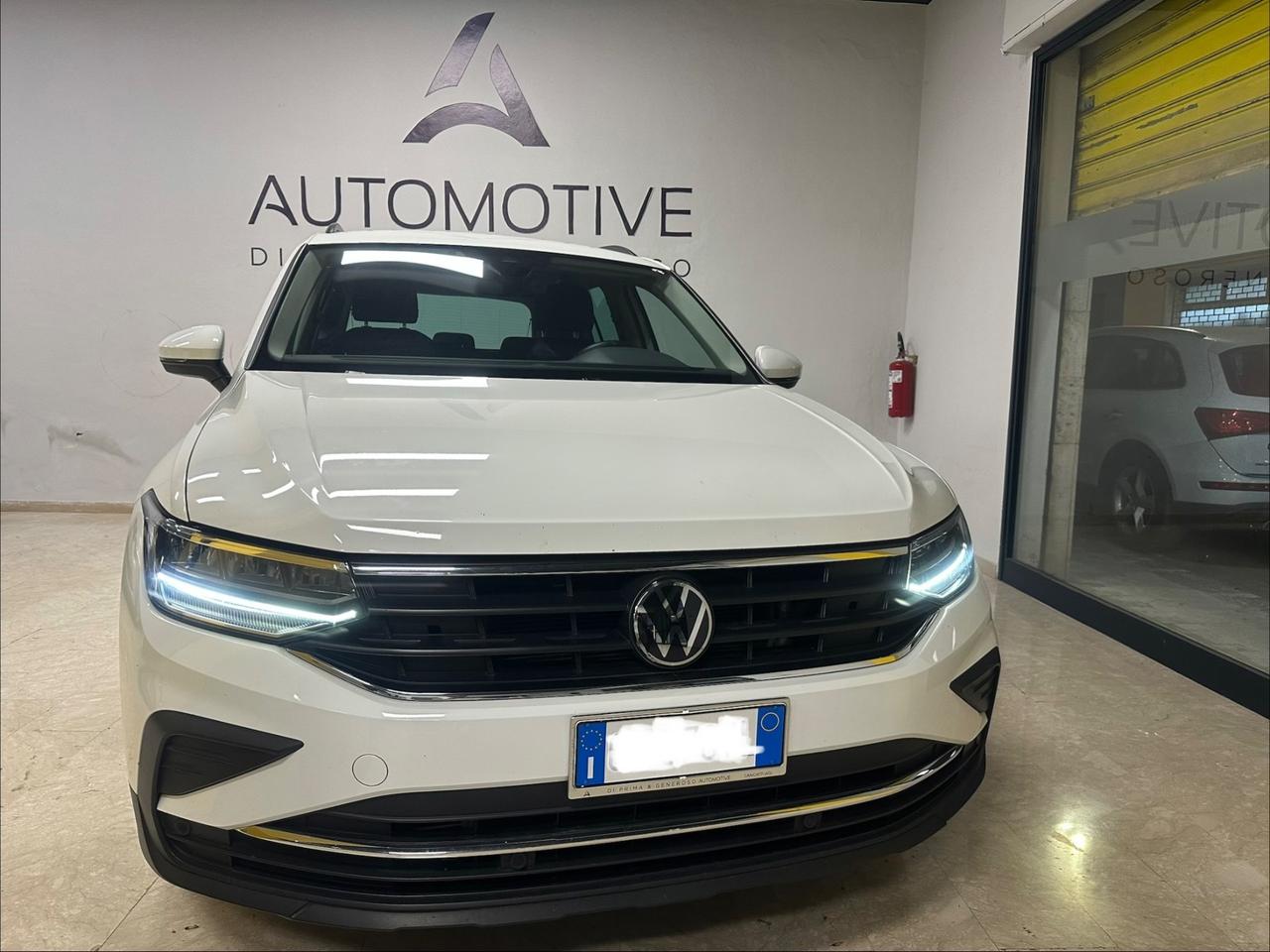 Volkswagen Tiguan 2.0 TDI 150 CV SCR DSG Elegance