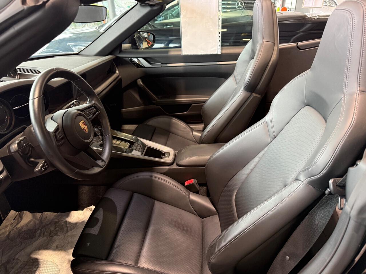 PORSCHE 911 992 CARRERA 4S