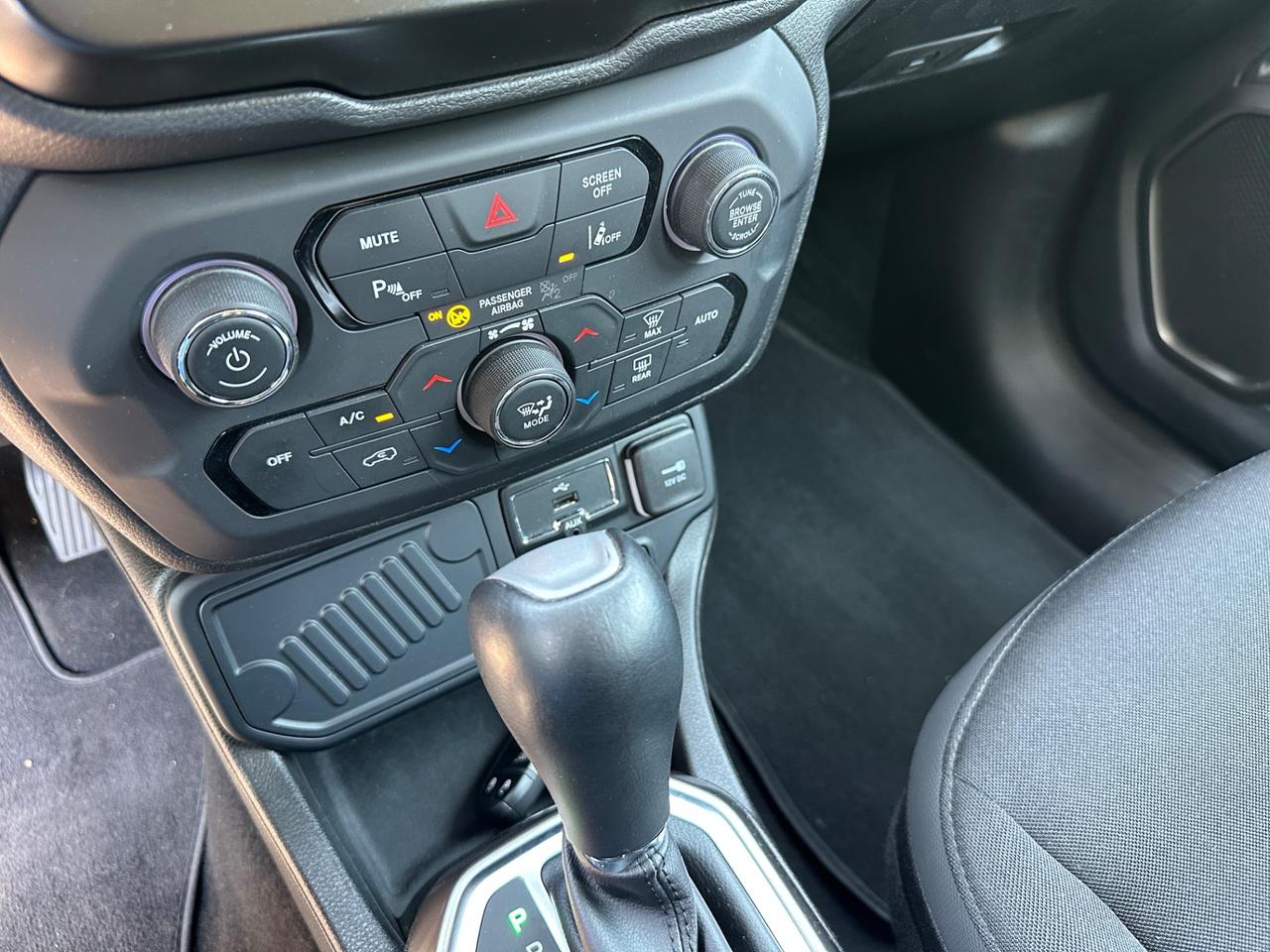 Jeep Renegade 1.3 T4 DDCT Limited - 2021