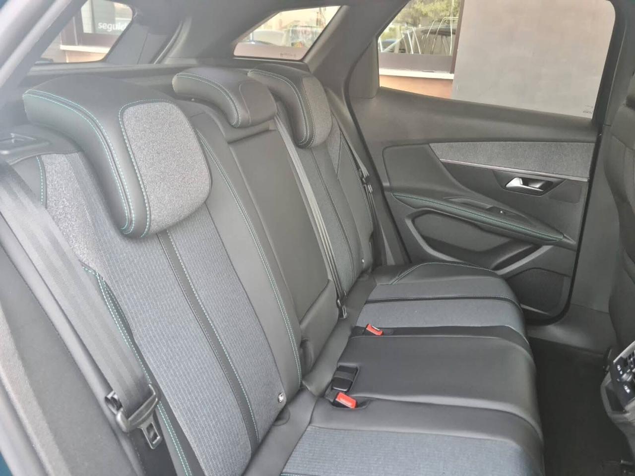 Peugeot 3008 BlueHDi 130 S&S EAT8 Allure Pack