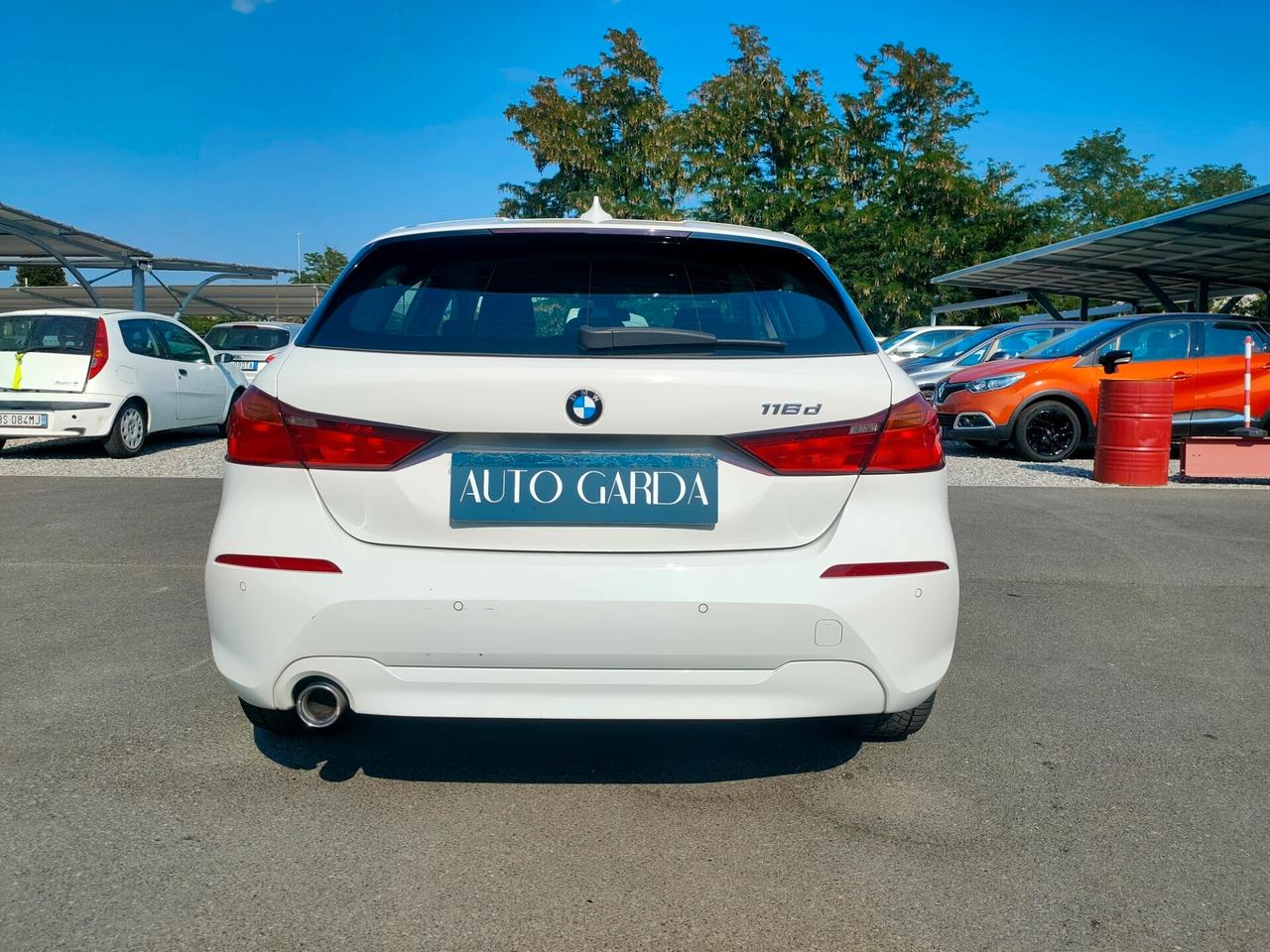 Bmw 116 116d 5p. Business Advantage NEOPATENTATI IVA DEDUCIBILE