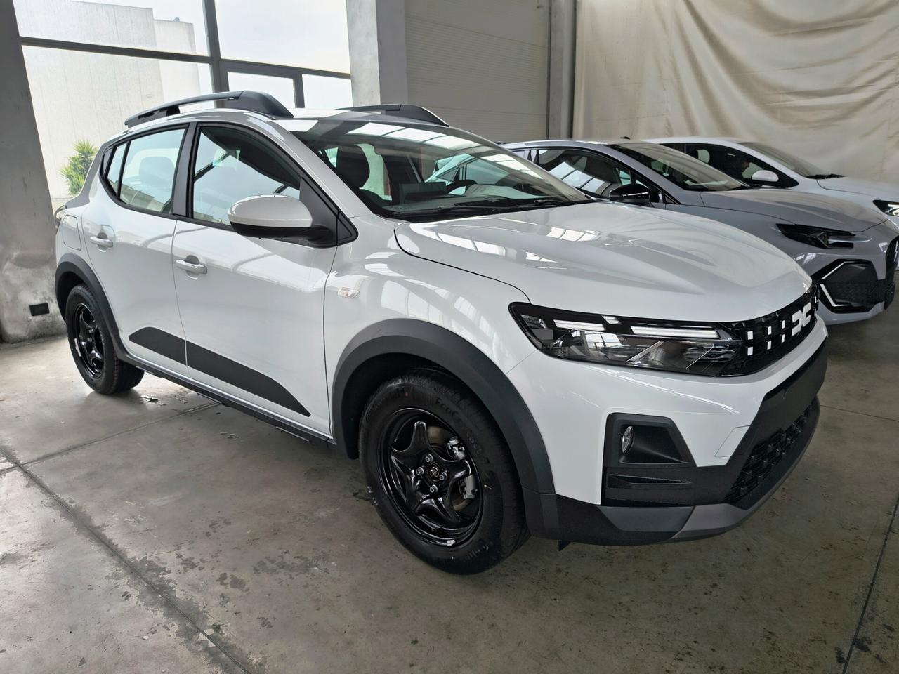 DACIA SANDERO STEPWAY DA IMMATRICOLARE 17200 EURO