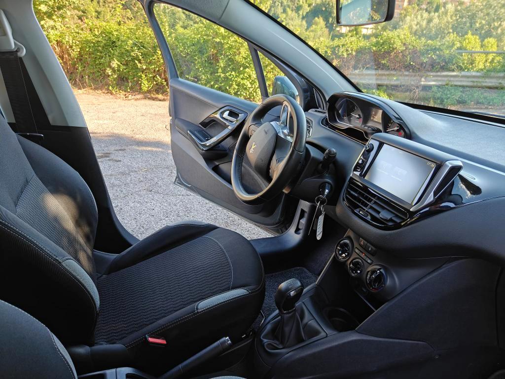 Peugeot 208 5 Porte 208 5p 1.2 puretech Allure 82cv