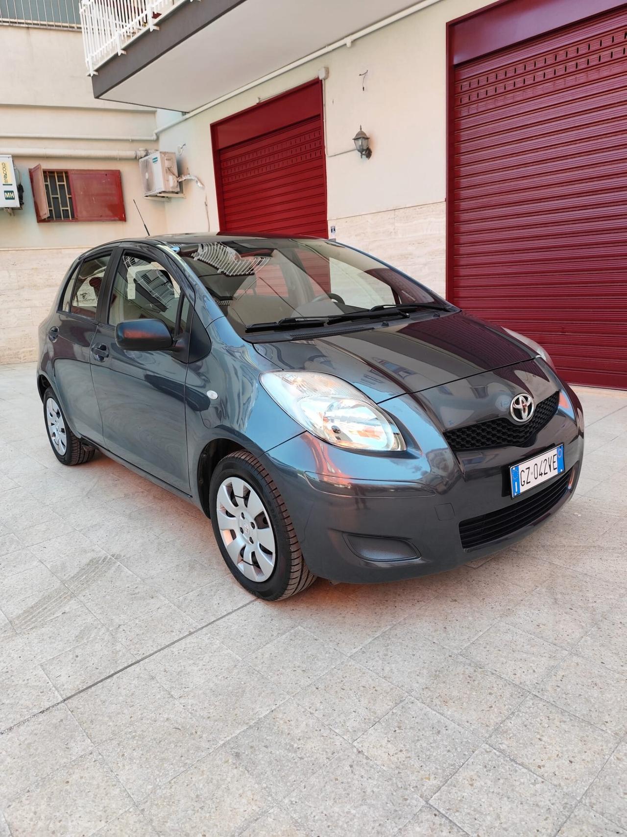 Toyota Yaris 1.0 Benzina 69 cv