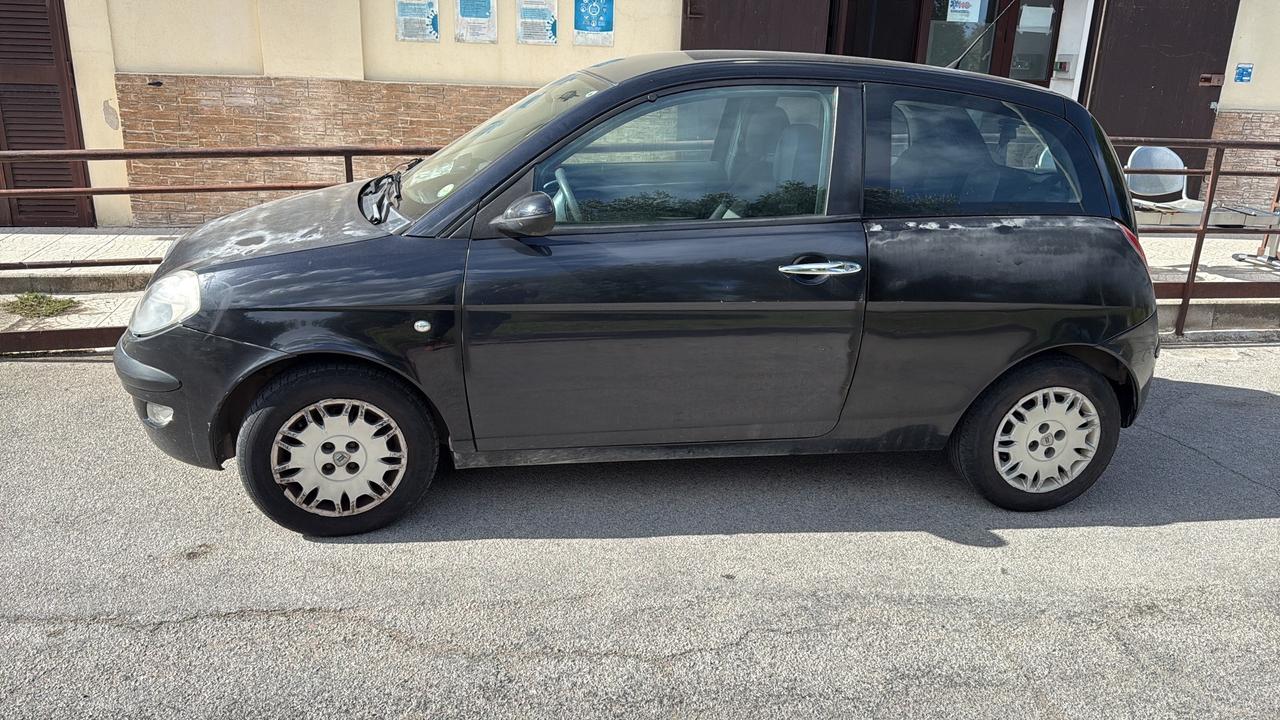 Lancia Ypsilon 1.3 Multijet 16V Argento