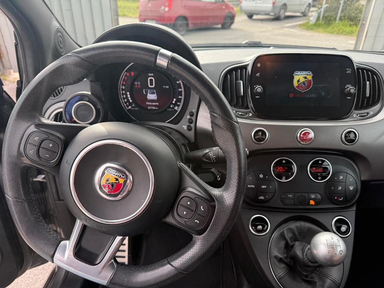 Abarth 595 C 1.4 Turbo T-Jet 165 CV
