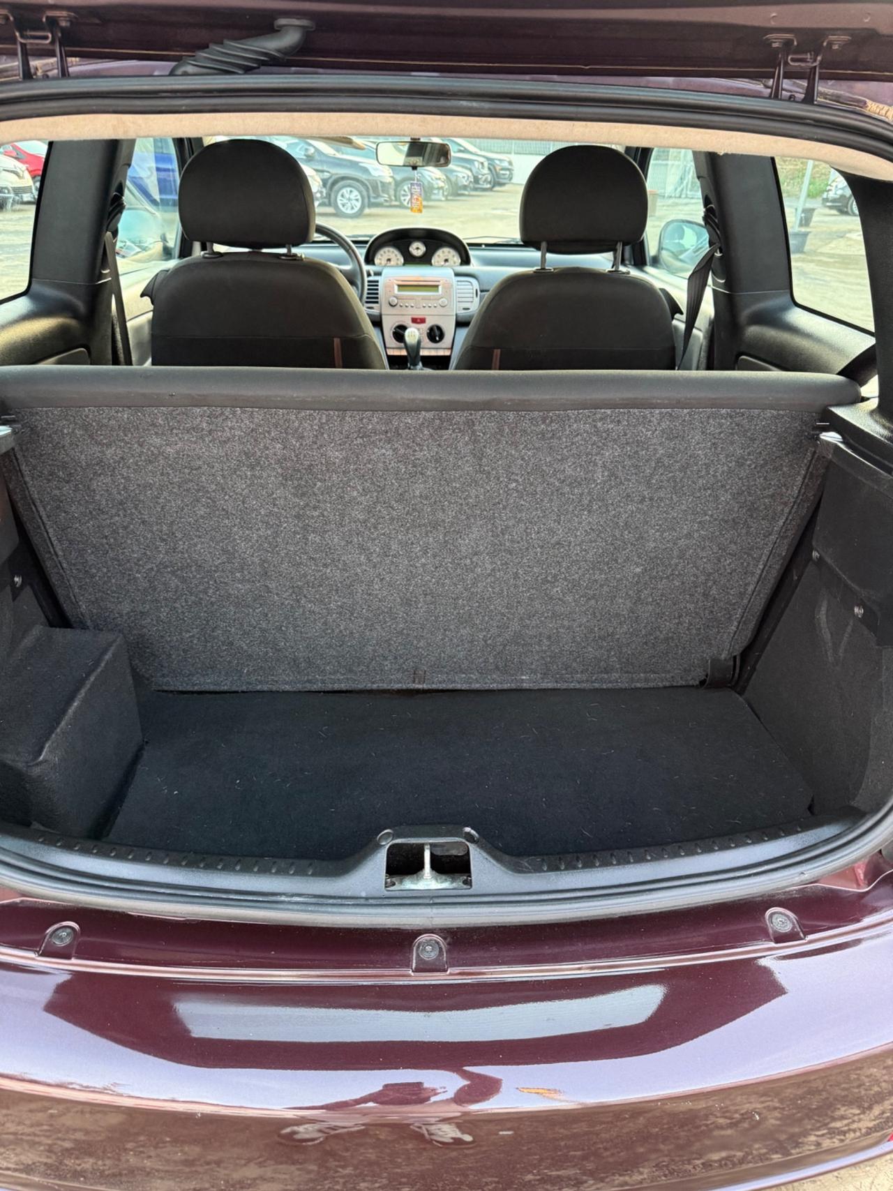 Lancia Ypsilon 1.3 MJT 75 CV Elle