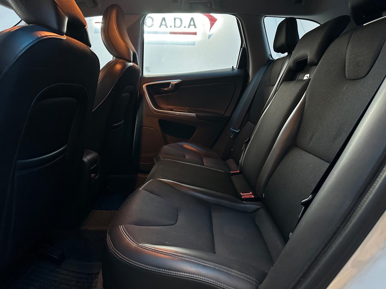 Volvo XC 60 XC60 D3 Geartronic Kinetic
