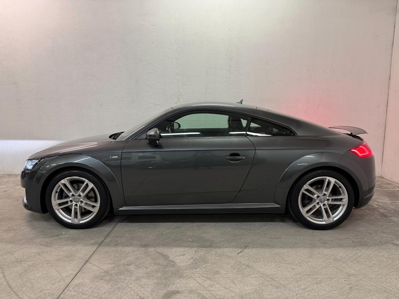 Audi TT Coupé 1.8 TFSI S tronic