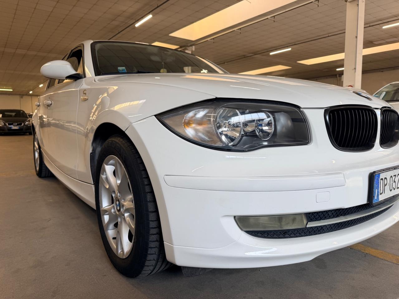 Bmw 116 116i cat 5 porte Futura