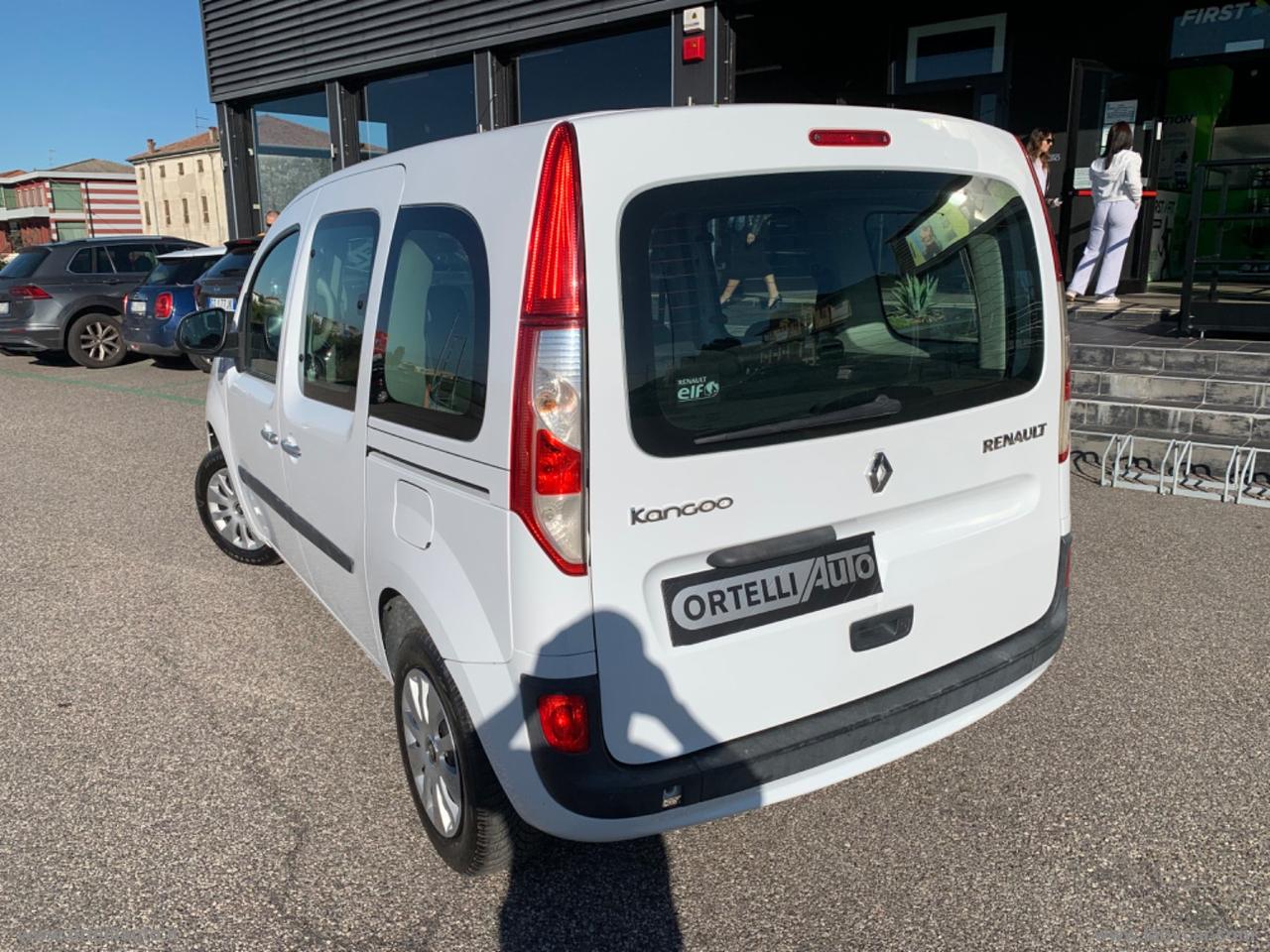 RENAULT Kangoo 1.5 dCi 90 CV 5p. S&S Life IVA ESPOPSTA