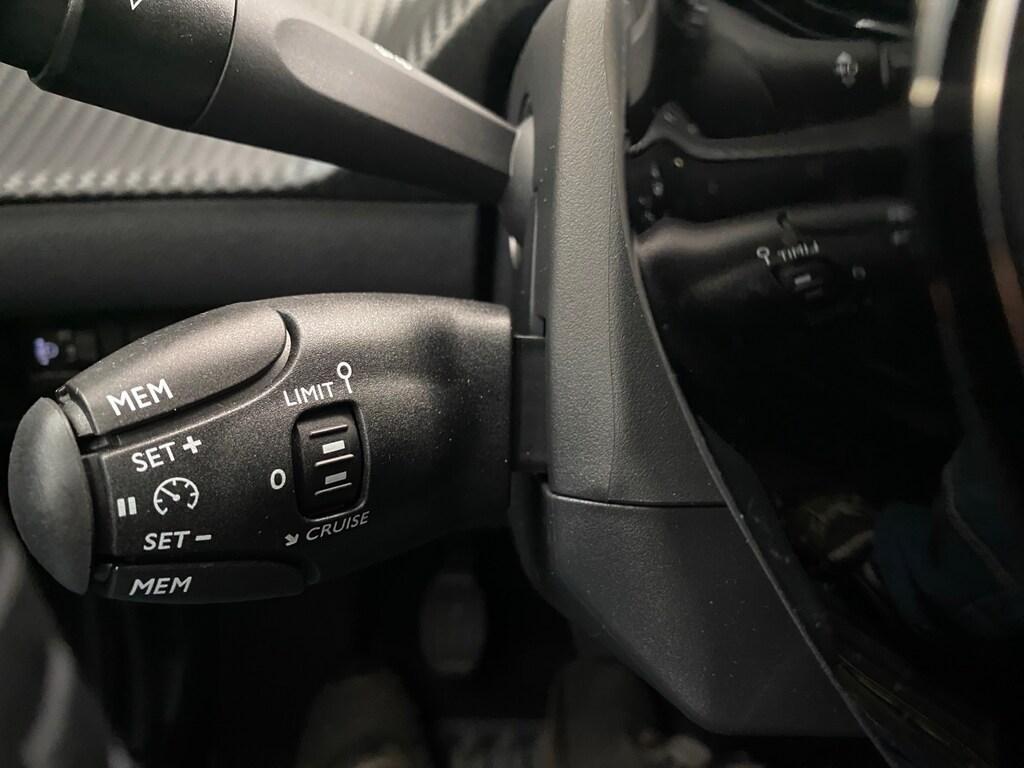 Peugeot 2008 1.2 PureTech Allure PROMO