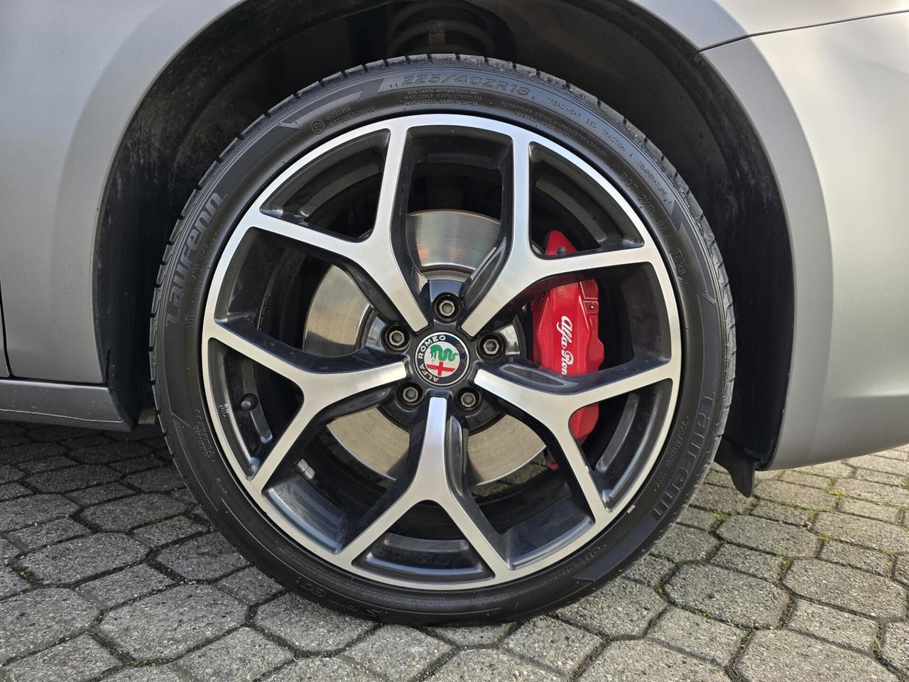 Alfa Romeo Giulietta 1.6d.|ALLEST. Ti |GRIGIO OPACO