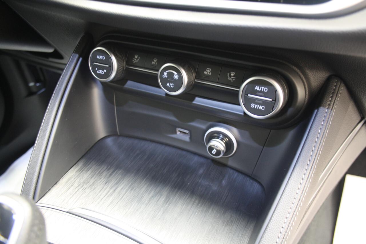 ALFA ROMEO STELVIO 2.2 AT8 160CV SUPER *2022