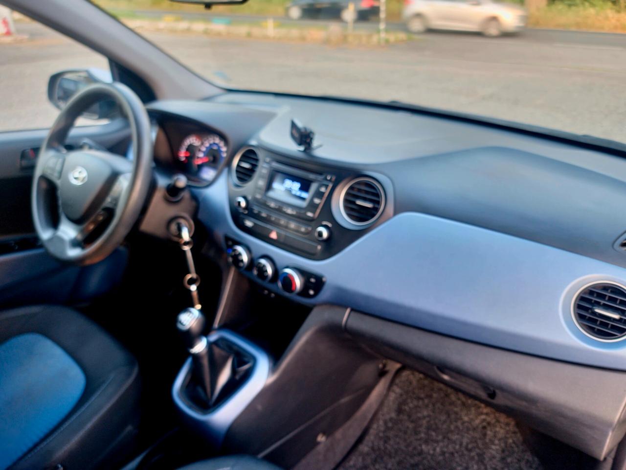 Hyundai i10 1.2 MPI Sound Edition 2016-E6 NEO Manuale