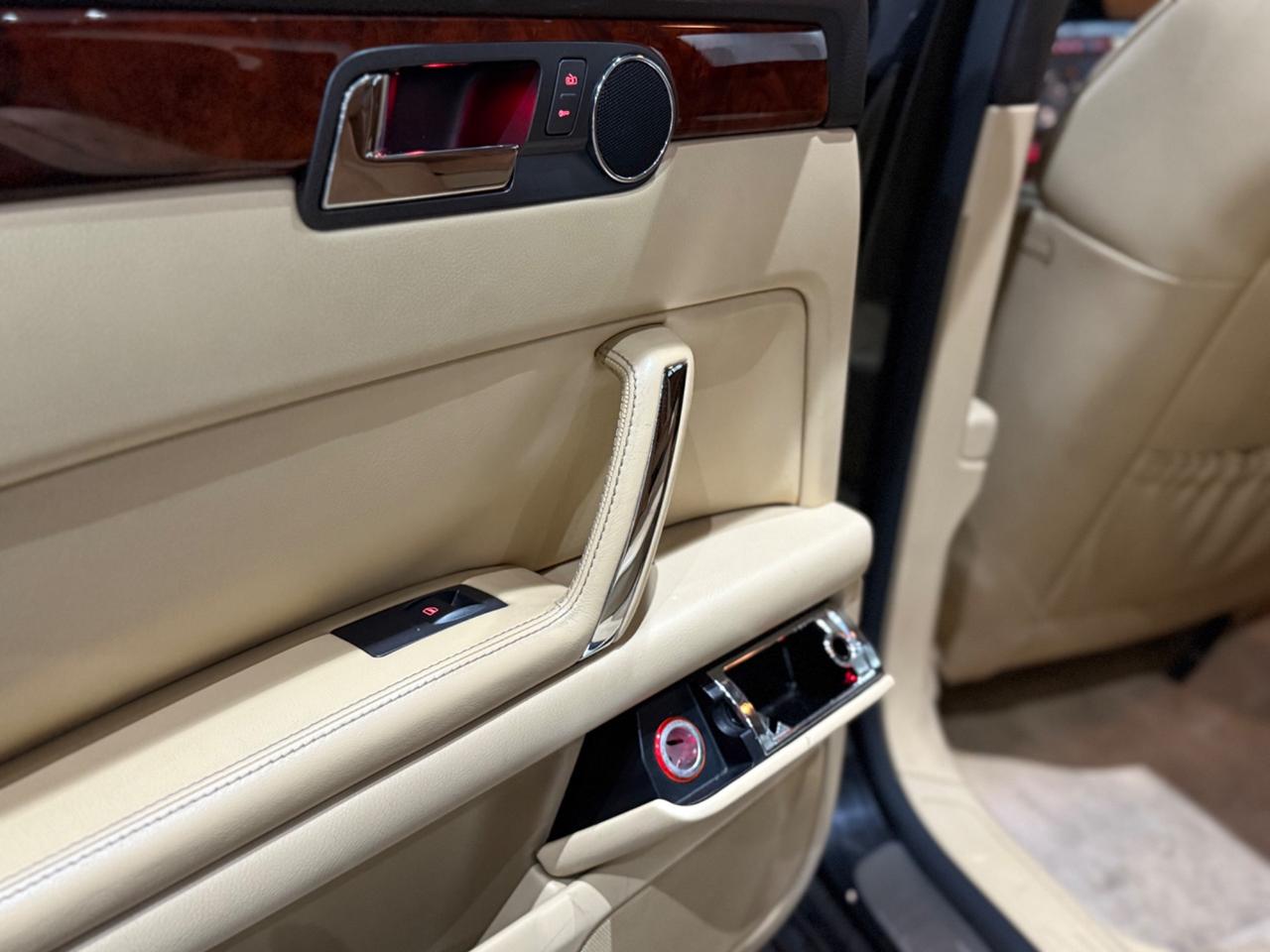 Volkswagen Phaeton 3.2 V6 Benzina Cv241/Kw177