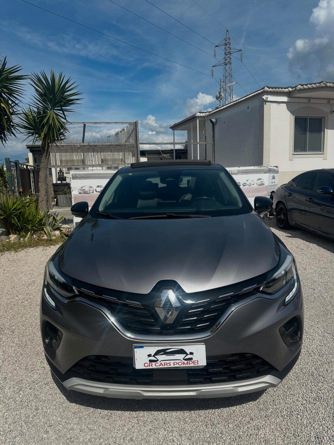 Renault Captur Plug-in Hybrid E-Tech 160 CV Initiale Paris