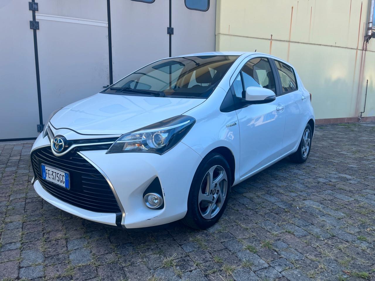 Toyota Yaris 1.5 Hybrid 5 porte AUTOMATICA