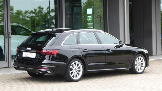 AUDI A4 Avant 40 TDI S tronic Business Advanced