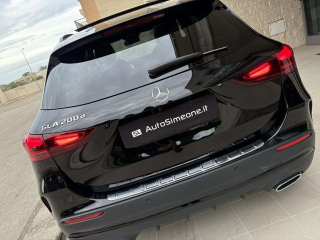 MERCEDES-BENZ GLA 200 d Automatic Premium Amg Pack Night-TETTO