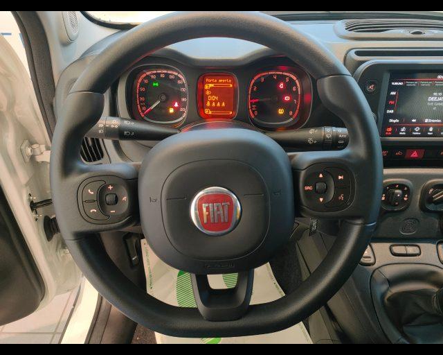 FIAT New Panda 1.0 firefly hybrid Cross s&s 70cv 5p.ti